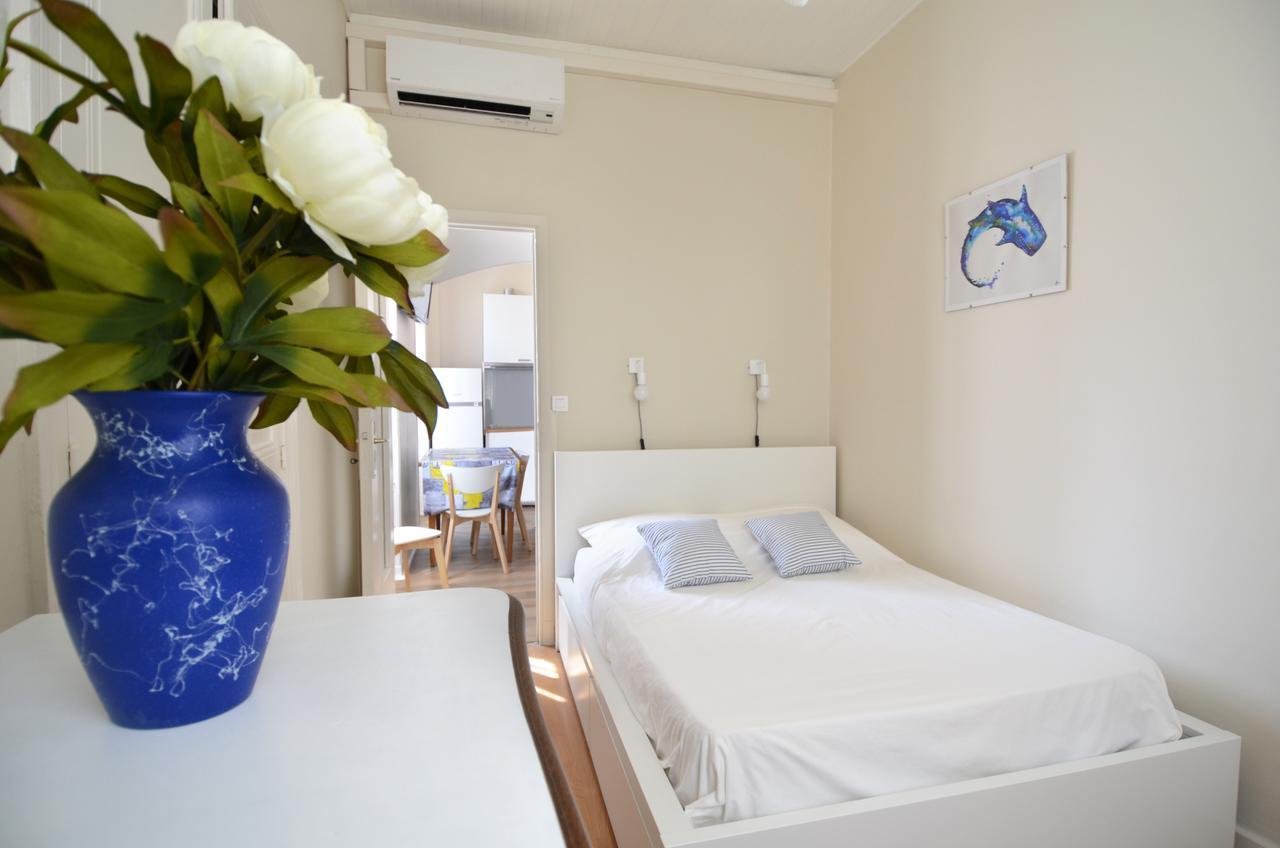Superbe Appartement 5 Personnes Plein Coeur Centre-Ville Quartier Du Port De นีซ ภายนอก รูปภาพ