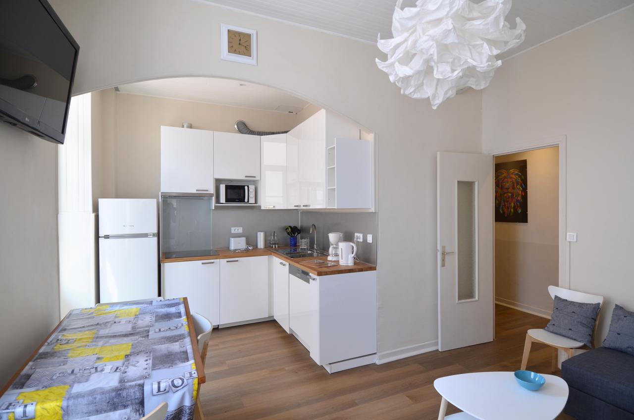 Superbe Appartement 5 Personnes Plein Coeur Centre-Ville Quartier Du Port De นีซ ภายนอก รูปภาพ