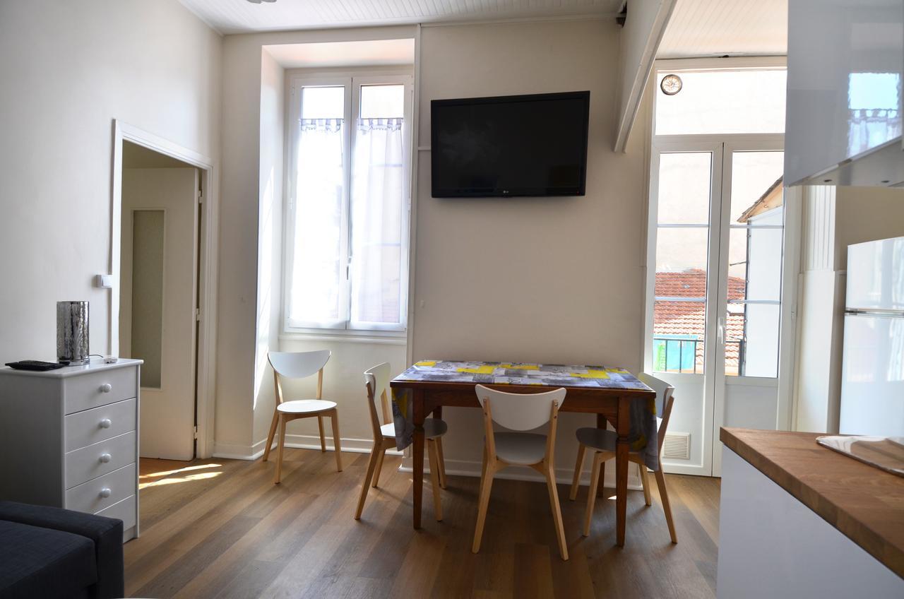 Superbe Appartement 5 Personnes Plein Coeur Centre-Ville Quartier Du Port De นีซ ภายนอก รูปภาพ